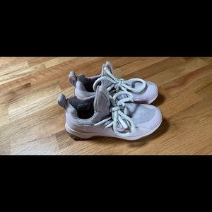 Nike city loop sneaker